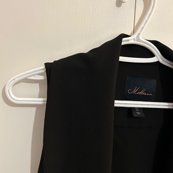 Matteson Size Small Black, Mid-length Vest - Picture 9 of 13